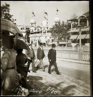 Paris, Weltausstellung 1900, Besucher auf dem Trocadéro