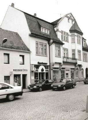Radeburg, Großenhainer Straße 10. Wohn- und Geschäftshaus (bezeichnet 1909)