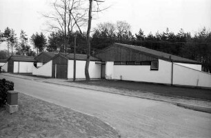 Einfamilienhäuser im Villenviertel der Waldstadt.