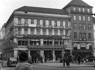 Berlin: Unter den Linden; Nordseite; Friedrichstraße
