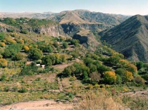 Blick vom Tempelgelände Garni aus