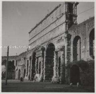 Rom, Stadttor Porta Maggiore in der Aurelianischen Mauer