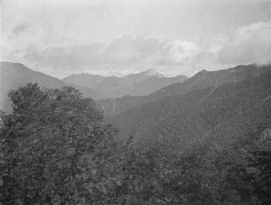 Blick zum Mount Kaikoma (Kaikoma-ga-take) (2967 m) : Fernblick
