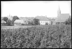 Dahlen. Stadtansicht mit Rathaus und Stadtkirche Unserer Lieben Frauen