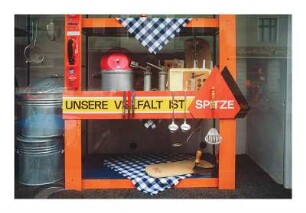 Schaufenster des "Kaufhaus Fix", Cantianstraße, Berlin-Prenzlauer Berg
