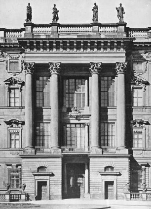 Berlin, Schloss, Hauptportal, 1945 ausgebrannt, Ruine 1950/51 gesprengt. Andreas Schlüter