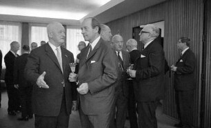 Freisprechungsfeier der Industrie- und Handelskammer mit Teilnahme des baden-württembergischen Ministerpräsidenten Hans Filbinger.