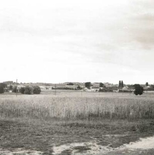 Dresden-Wilschdorf. Blick auf geplantes Gewerbegebiet zwischen Reineckeweg und Radeburger Straße gegen Dresden-Rähnitz
