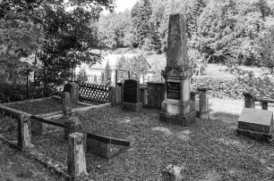 Neuer Friedhof (Friedhof, christlicher); Vöhl, Kampf