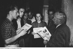 Kreis Riesa, Volkskorrespondenten der Sächsischen Zeitung, Dresden, Hausfriedenskomitee des Bischofswegs 46, die Korrespondenten Giesela Rink und, Al. Holterith, 7. Juli 1950