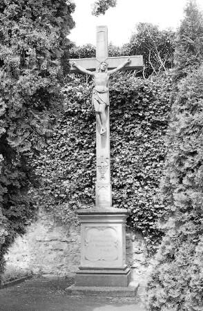 Friedhofskreuz (Friedhofskreuz); Eiterfeld, Kirchgasse