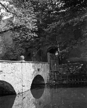 Steinbogenbrücke am Rittergut