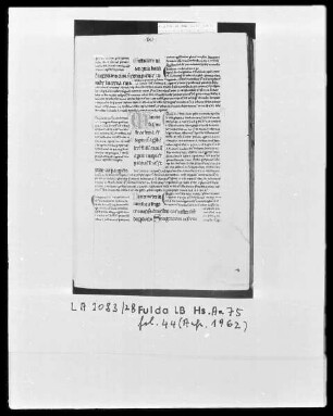 Glossa ordinaria in libros Sapientales — Initiale M, Folio 44recto
