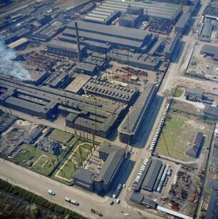 VEB Magdeburger Armaturenwerke "Karl Marx" in Magdeburg-Stadtfeld West : Blickrichtung Südwesten