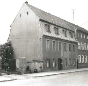 Colditz, Bahnhofstraße 35. Wohnhaus (2. H. 18. Jh.). Straßenansicht