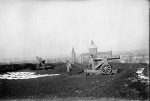 Namur, Belgien, Selbstporträt , Blick von der Zitadelle auf die Kathedrale von Namur