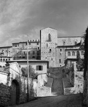 Assisi. Stadtteilansicht mit Monte Frumentario