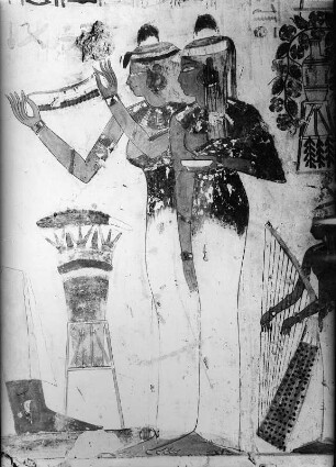Zwei Dienerinne mit Salbkegeln auf dem Kopf überreichen dem Grabherren ein Halsband und eine Schale : Zwei Dienerinne mit Salbkegeln auf dem Kopf überreichen dem Grabherren ein Halsband und eine Schale. Wandmalerei (1550ante/1291ante). Theben (West)-Schech 'Abd el-Kurna, Nekropole, Grab des Djeserkareseneb (Nummer 38)