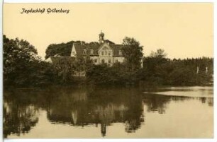 Grillenburg. Jagdschloss mit Teich