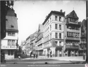 Großer Kornmarkt nach Norden mit östlicher Seite Großer Kornmarkt 20-2, rechts Bethmannstraße 10
