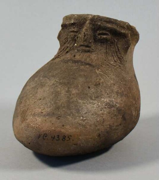 Clay vessel