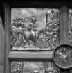 Pala d'Oro, Antependium des Hauptaltars; Szenen aus der Passion Christi; im Zentrum Christus in der Mandorla, Flankiert von Maria und dem Erzengel Michael — Einzug in Jerusalem