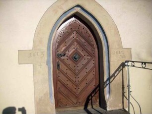 Langhaus Portal mit Jahrzahl 1613-14