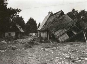 Unwetterkatastrophe im Osterzgebirge am 8./9. Juli 1927. Zerstörungen in Schönwald (heute Petrovice-Krásny Les)