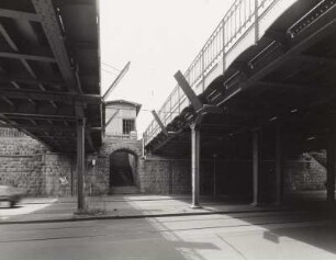 Eisenbahnbrücke