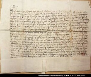 Der Abt Gerhard von Ihlow bezeugt eine Aussage der Eva von Dornum auf ihrem Totenbett zugunsten der Cirksena = OUB I, Nr. 892, S. 770 Anhängendes Siegel erhalten