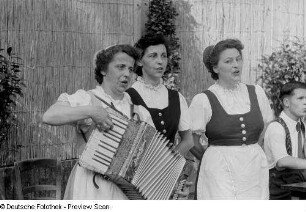 Ensemble mit Akkordeon