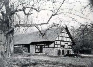 Fachwerkhaus in Burg-Kauper : Bauwesen - Wirtschaftsgebäude und Gehöfte. Ort: Kuparske Bórkowy / Burg-Kauper. Fachwerkhaus am "Błóśanski groźik" (Waldschlößchen).