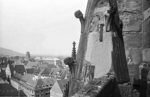 Freiburg: Beschädigte Wand am Chorumgang