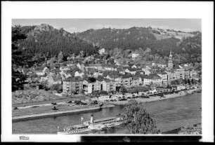Sächsische Schweiz, Kneipp- und Luftkurort Bad Schandau, Blick über die Elbe mit Elbdampfer