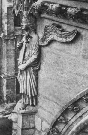 Engel mit Szepter (Figur 11)