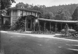 Bad Elster, Kurpark : Bad Elster. Kurpark mit Arkaden