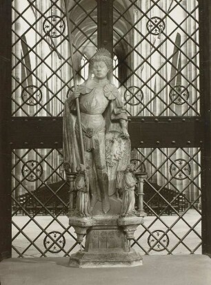 Magdeburg, Dom St. Mauritius und St. Katharina, Innenaufnahme : Statue des Heiligen Mauritius auf dem Johannesaltar, 1467