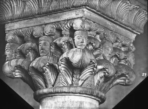 Hildesheim, St. Michael, ehem. Benediktiner-Klosterkirche, Kapitell der Arkaden zum südl. Seitenschiff