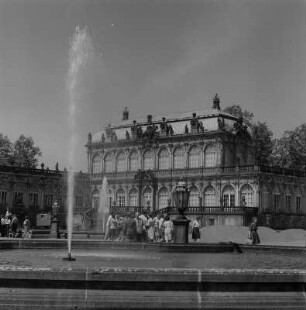 Dresden. Zwinger, Mathematisch-Physikalischer Salon