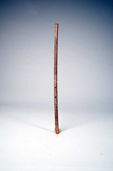 Longitudinal flute