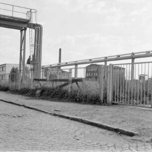 Coswig, Industriestraße : Coswig. Teilgebäude Lederwerk Coswig, Industriestraße 25. Straßenansicht