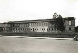 München. Alte Pinakothek (1826-1836, L. v. Klenze)