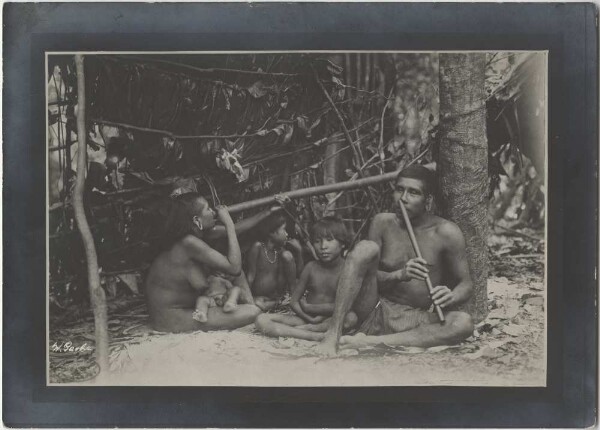 "Botokuden" family, including a man with a nose flute