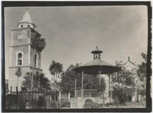 Plaza in Arani