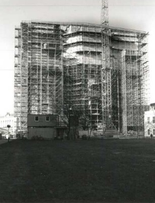 Dresden-Altstadt. Baustelle Frauenkirche. Ansicht von Osten