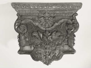 Pilasterkapitell aus dem Audienzsaal des Dresdener Schlosses