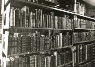 Berlin-Mitte, Unter den Linden 8. Deutsche Staatsbibliothek zu Berlin. Einbandsammlung