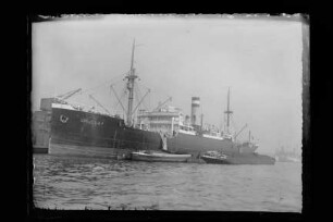 Uruguay (1921), Hapag/HSDG