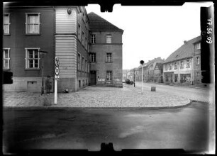 Bernau, Ernst-Thälmann-Straße (Bürgermeisterstraße) 14. Wohnhaus. Eckansicht