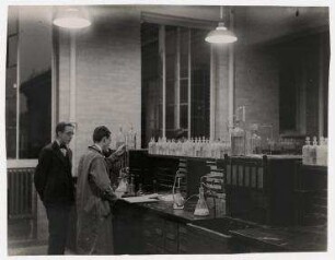 Harvard University in Cambridge, Chemistry A